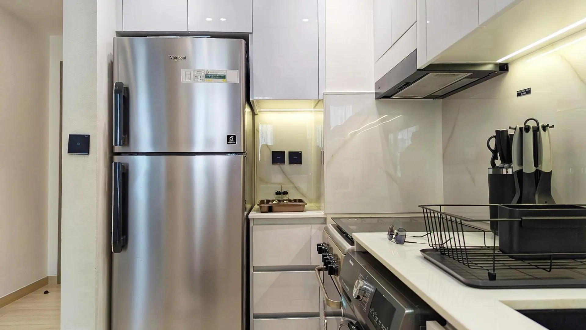Nova Haven Retreat, Luxury Fully Furnished 1Bhk In Jvc, Dubai Short Drive To Jbr And Dubai Marina Apartment