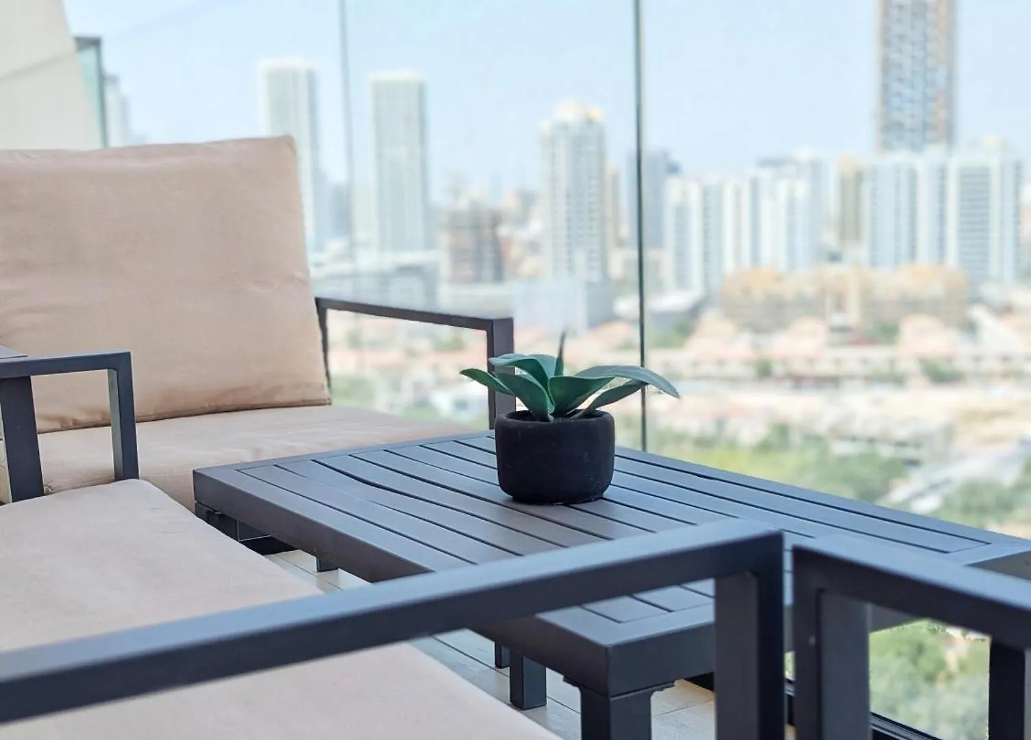 Nova Haven Retreat, Luxury Fully Furnished 1Bhk In Jvc, Dubai Short Drive To Jbr And Dubai Marina Apartment United Arab Emirates