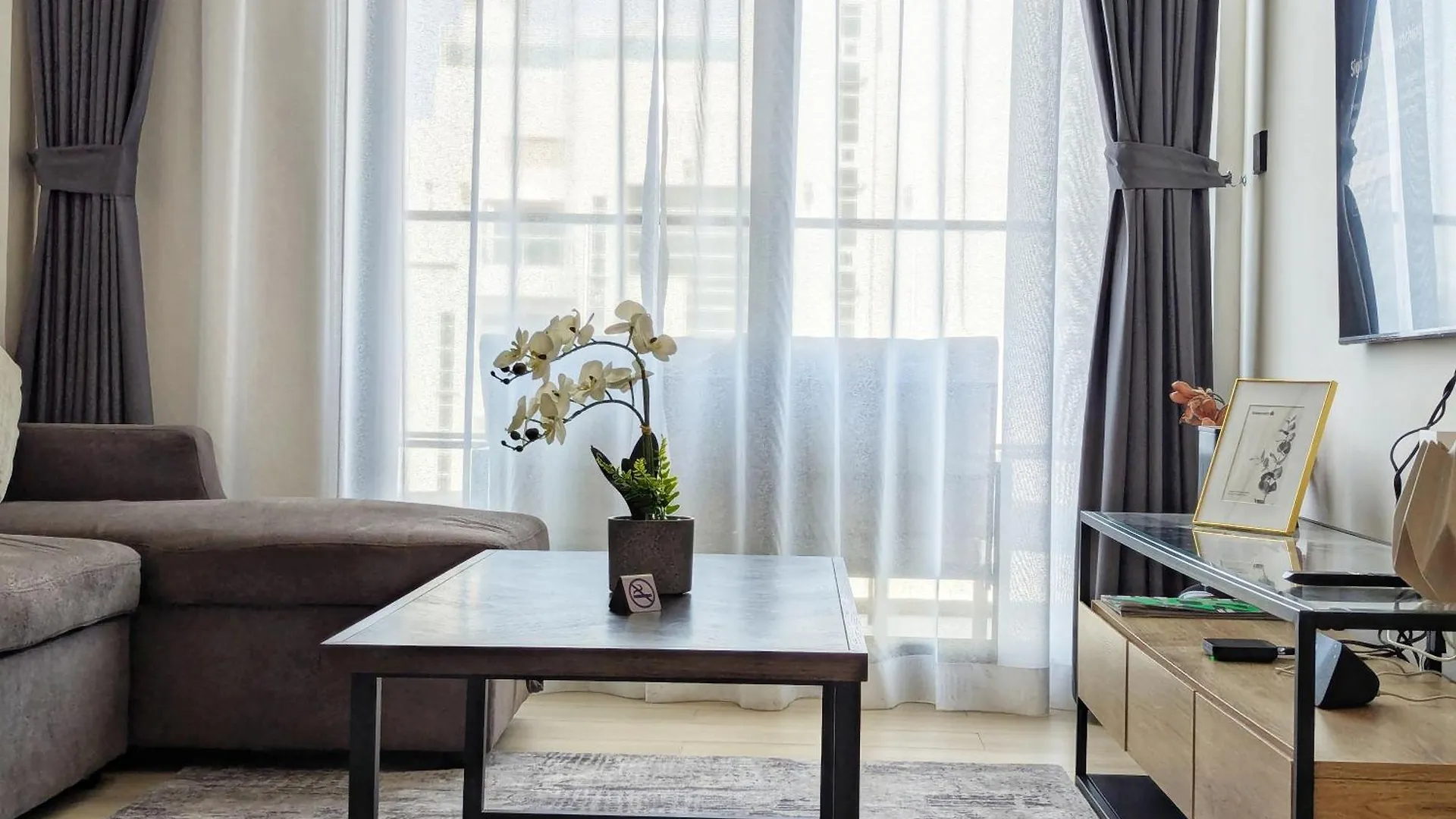 Nova Haven Retreat, Luxury Fully Furnished 1Bhk In Jvc, Dubai Short Drive To Jbr And Dubai Marina Apartment