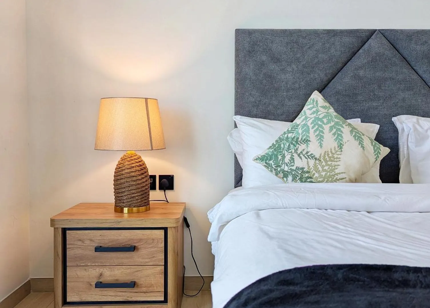 Nova Haven Retreat, Luxury Fully Furnished 1Bhk In Jvc, Dubai Short Drive To Jbr And Dubai Marina Apartment