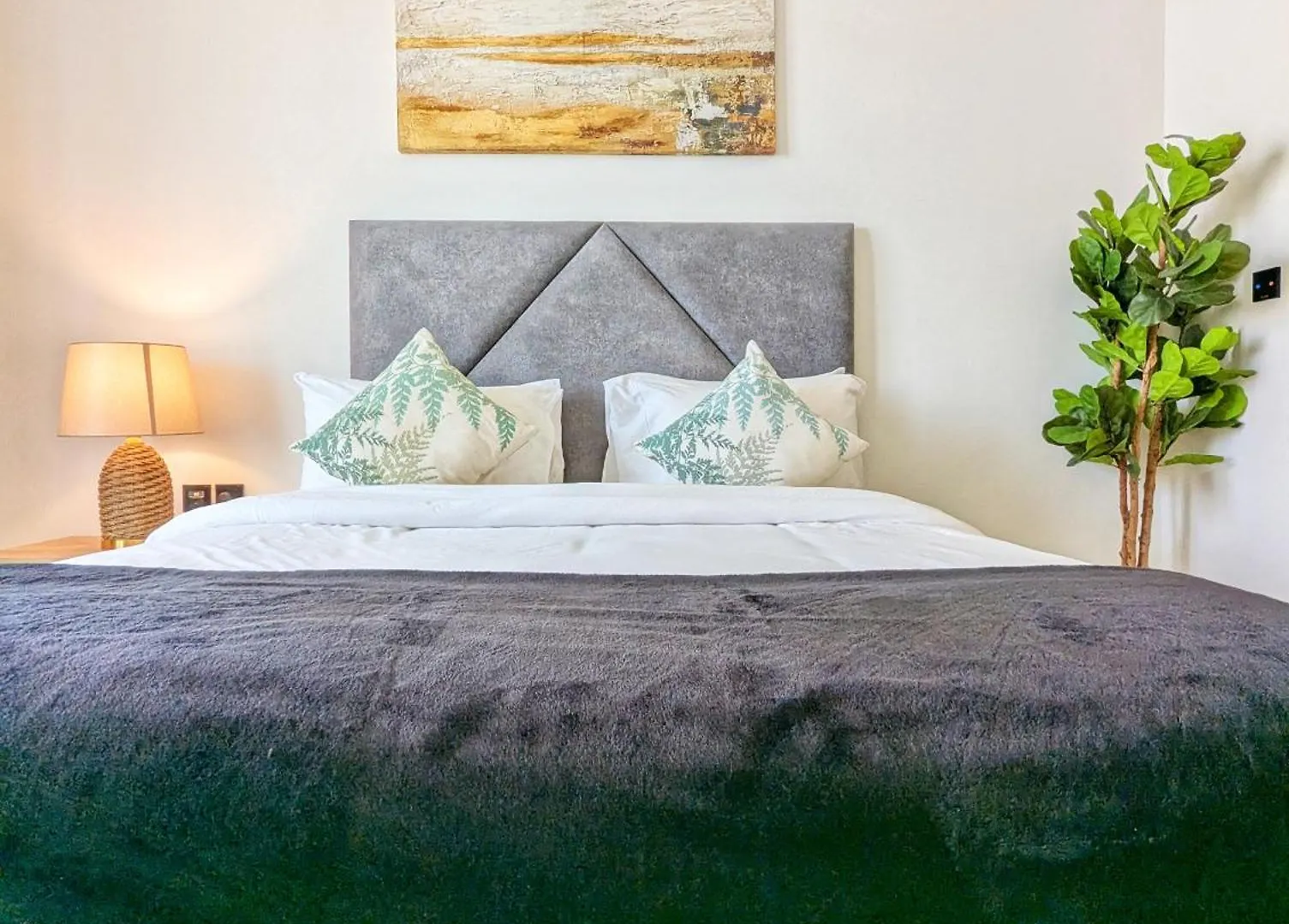 Nova Haven Retreat, Luxury Fully Furnished 1Bhk In Jvc, Dubai Short Drive To Jbr And Dubai Marina Apartment