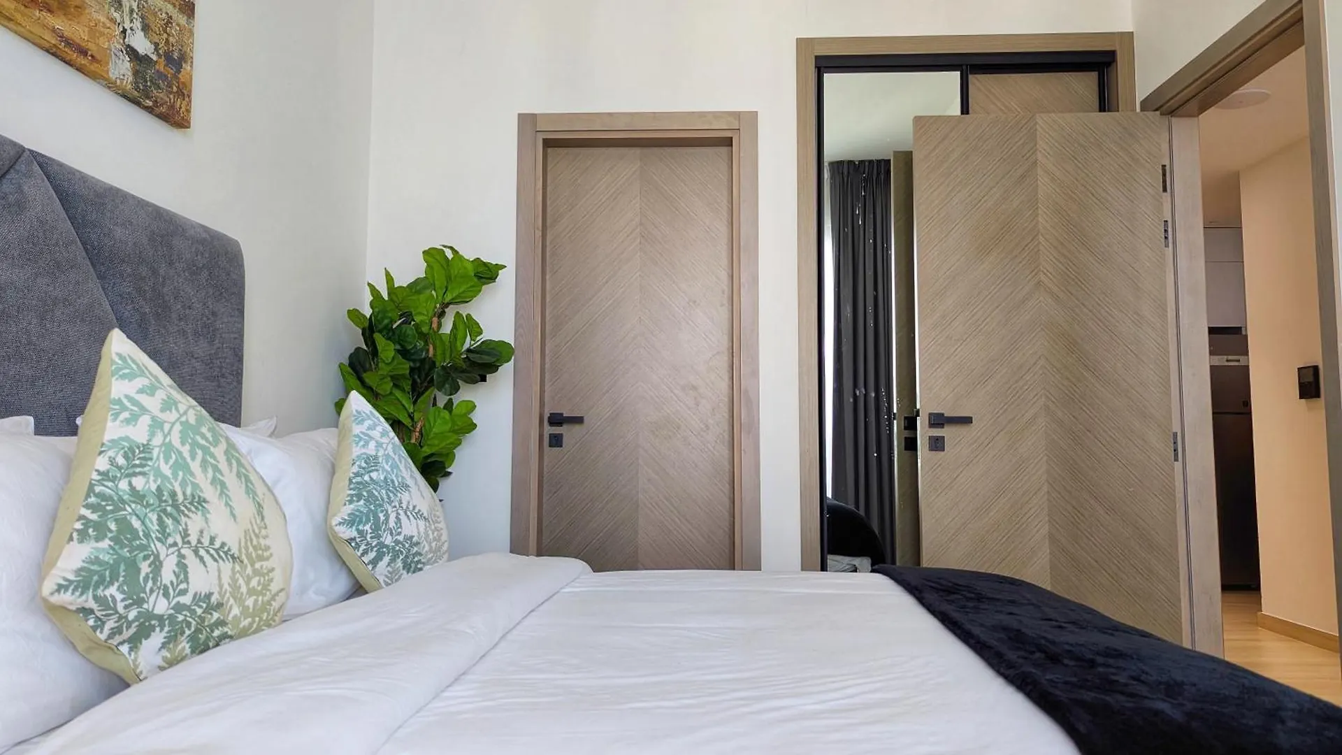 Nova Haven Retreat, Luxury Fully Furnished 1Bhk In Jvc, Dubai Short Drive To Jbr And Dubai Marina Apartment